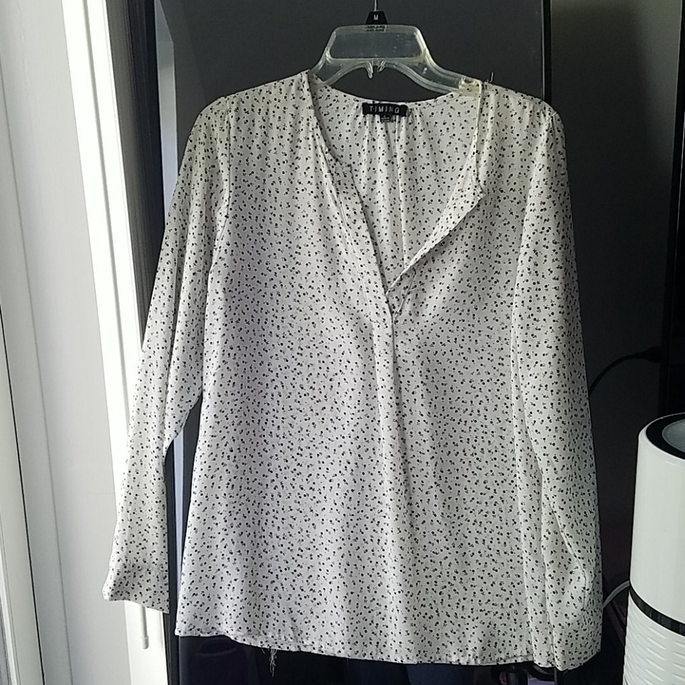 Long sleeve floral blouse